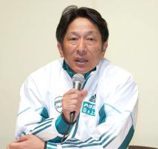 【箱根駅伝】連覇の青学大・原監督「近い将来、監督をバトンタッチします」と話すも…「来季は３冠＆箱根Ｖ３狙う」と意欲