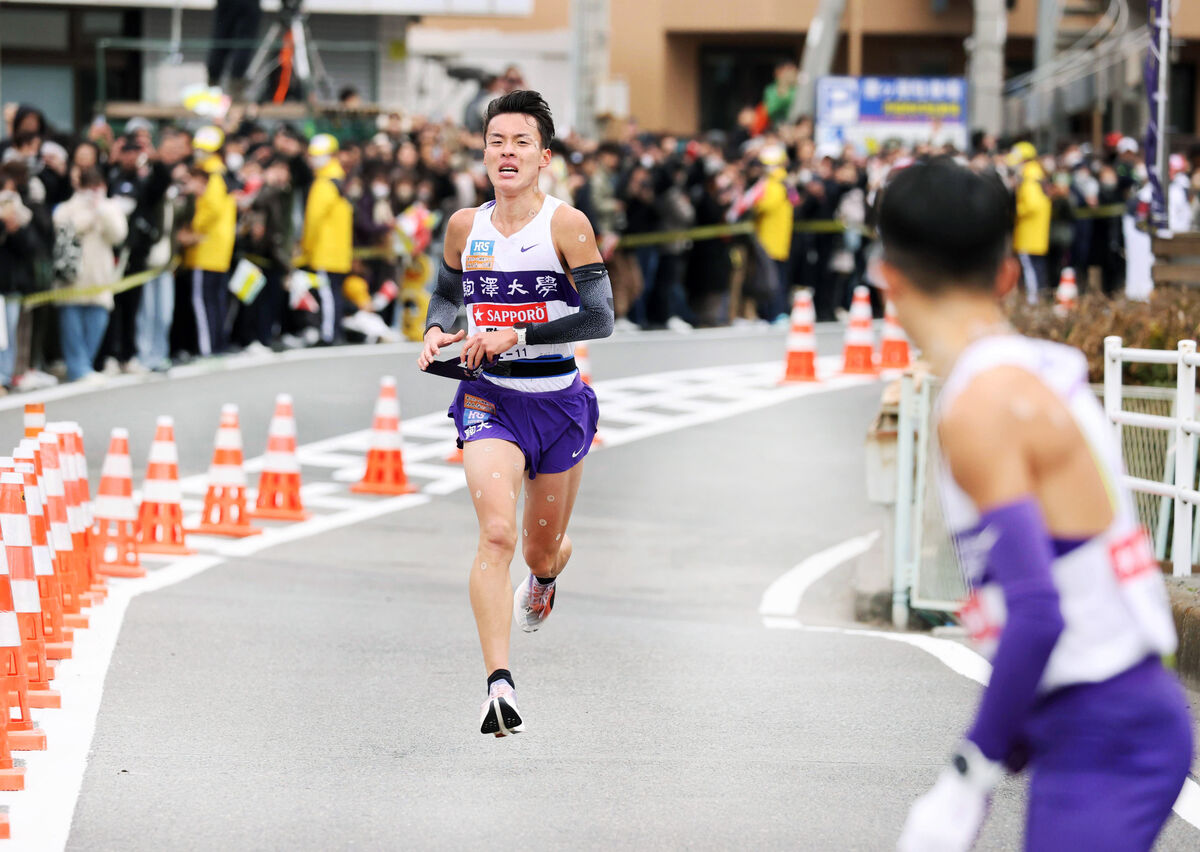 【箱根駅伝】駒大・佐藤圭汰が復活の７区区間新！故障明け１０か月ぶりレースも異次元の５７秒更新で復路新Ｖ導いた