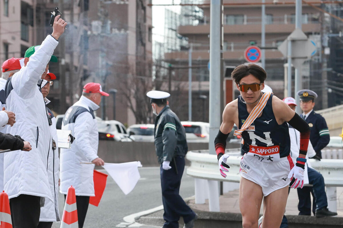 【箱根駅伝】優勝１２回の名門が…日大、復路戸塚で初の繰り上げ、屈辱の最下位　新雅弘監督「本当に申し訳なく思っています」