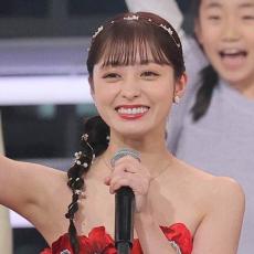 紅白司会終えた橋本環奈、大泉洋の「自分の番組みたいな顔してるよね」ツッコミに「違いますよ！」