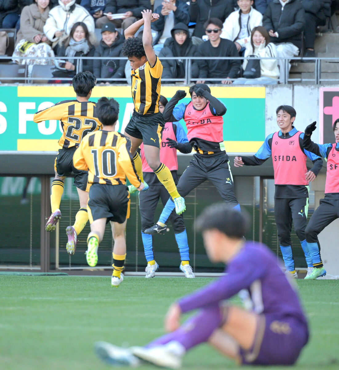 【高校サッカー】前橋育英、準決勝進出　前回４強・堀越に１―０　オノノジュ慶吏がゴール　７大会ぶり制覇へ前進