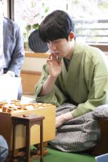 将棋の王将戦　スポニチ、毎日が主催から撤退