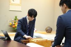 藤井聡太七冠、新将棋会館デビュー　八冠返り咲き狙う叡王戦本戦トーナメント１回戦