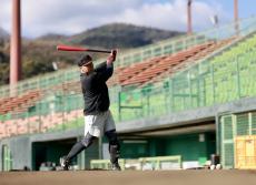 巨人・浅野翔吾２０歳の単独自主トレ…甘えも妥協もない先に見えてくる成長