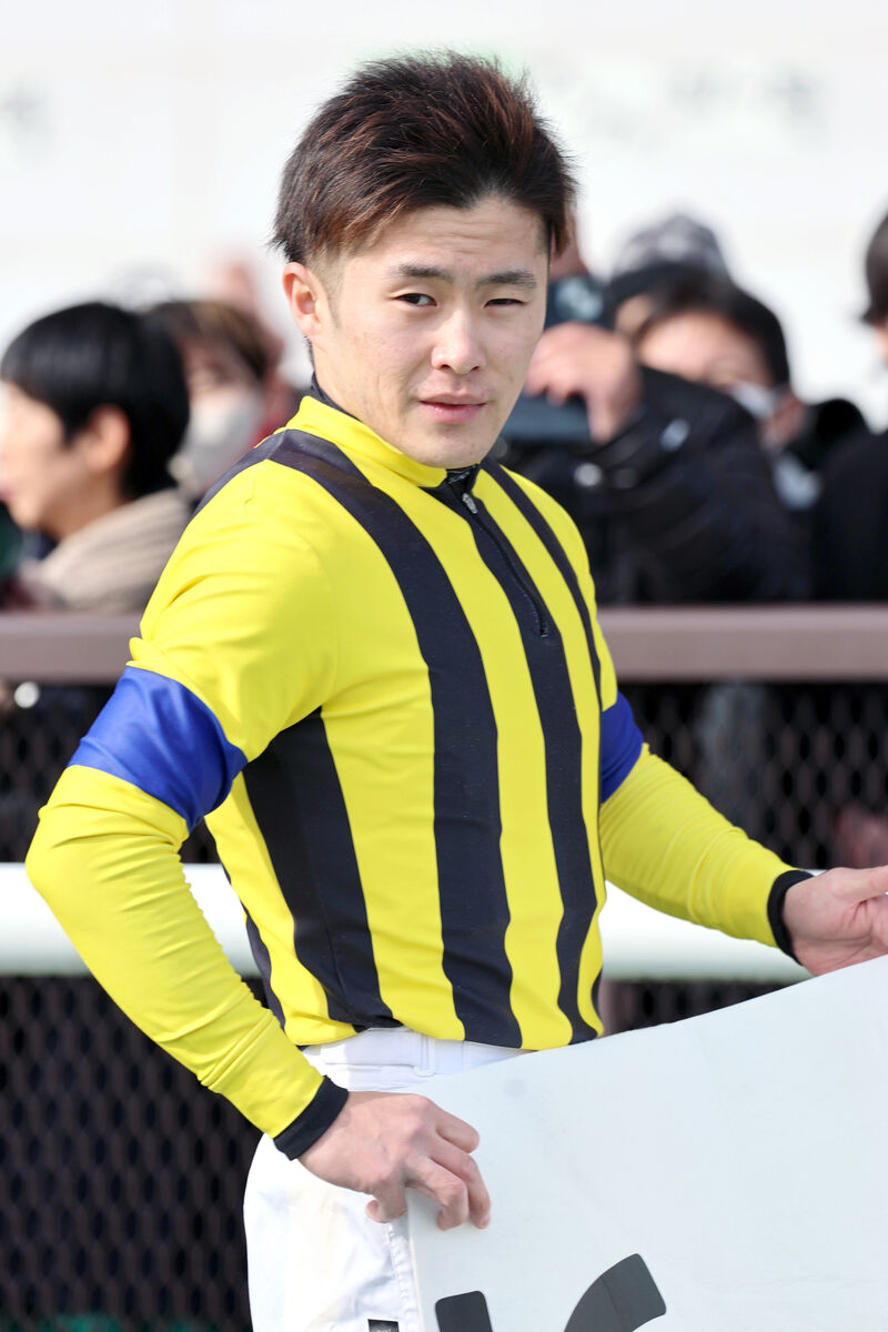 西村淳也騎手が中京６ＲでＪＲＡ通算４００勝達成　目標の年間１００勝へ「今年こそ目指します」