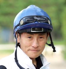 吉田隼人騎手が開催日４日の騎乗停止　中京５Ｒで騎乗馬が内側に斜行したため