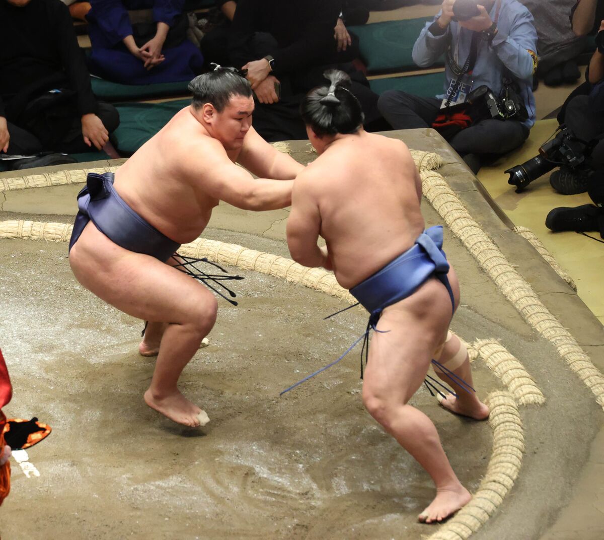 横綱昇進を目指す豊昇龍は快調に初日から３連勝　難敵・若隆景を破る