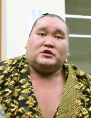 照ノ富士、初日黒星から２連勝「じっくりいった」