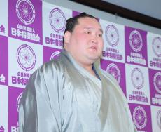 元横綱・照ノ富士が引退会見　「これ以上の気持ちと体で土俵に立つべきじゃない」引退決断の理由を語る