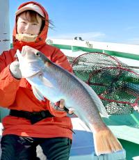 駿河湾の「幻」シロアマダイ　自己新記録２・０６キロ、５２センチの大物が釣れました…三浦愛の愛ＬＯＶＥフィッシング