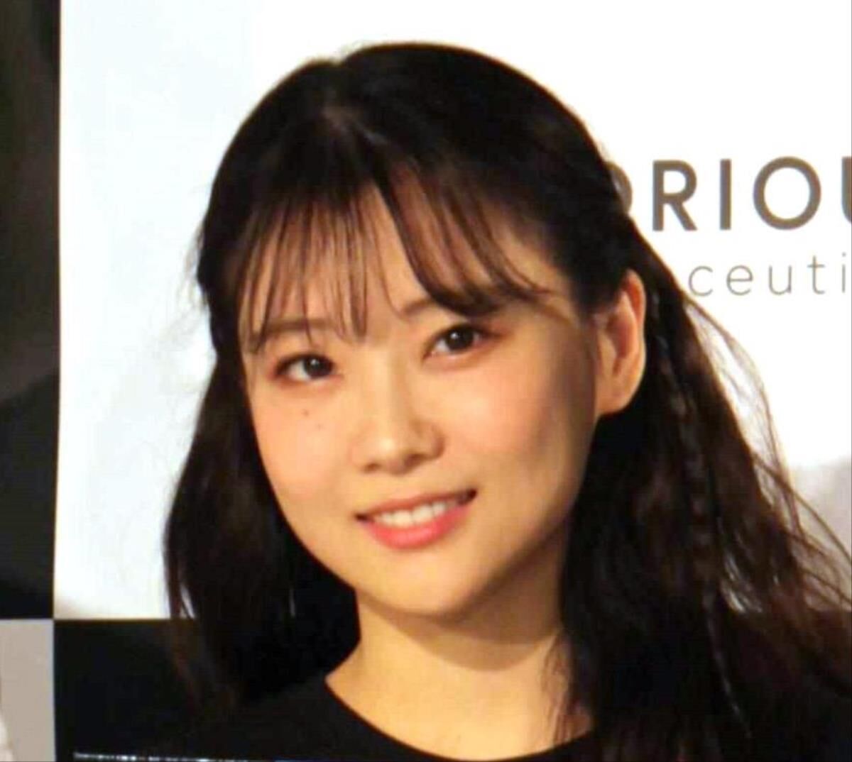 重盛さと美３６歳　最新ビジュアル衝撃「うわああ」「あかん」「手が止まった、、、」「刺激が強いわ」