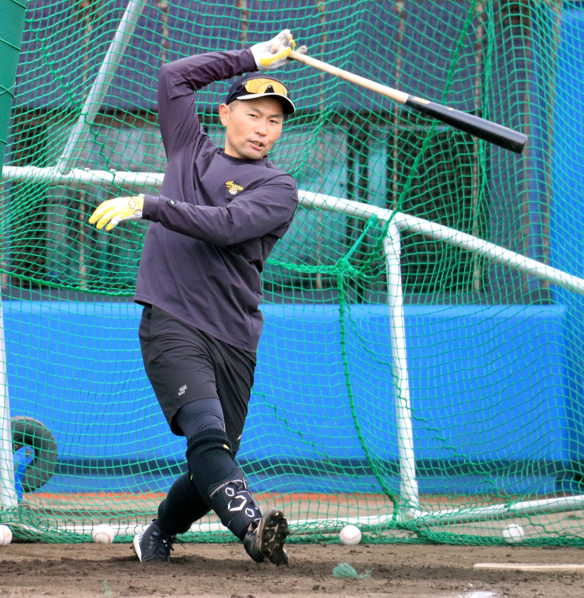 【ソフトバンク】どうなる「中村晃」表記問題　亮太投手移籍で同姓不在に「考えときます」…自主トレ公開