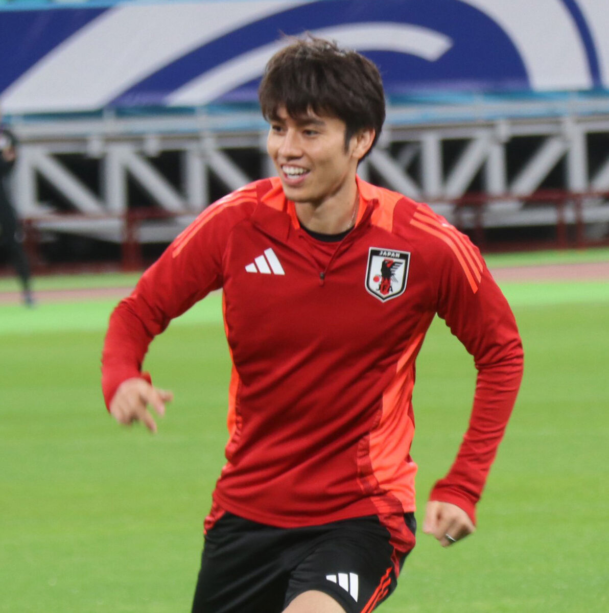 田中碧、華麗なバックヒール弾で２試合連続ゴール　プレミア復帰へ着々と前進