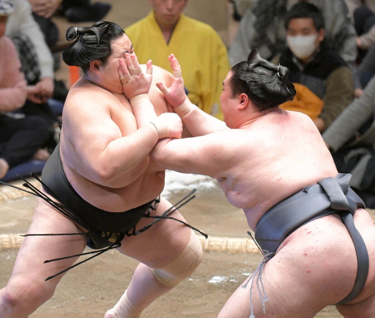 琴桜が負け越し　綱取りから一転、来場所はカド番　金峰山に苦杯