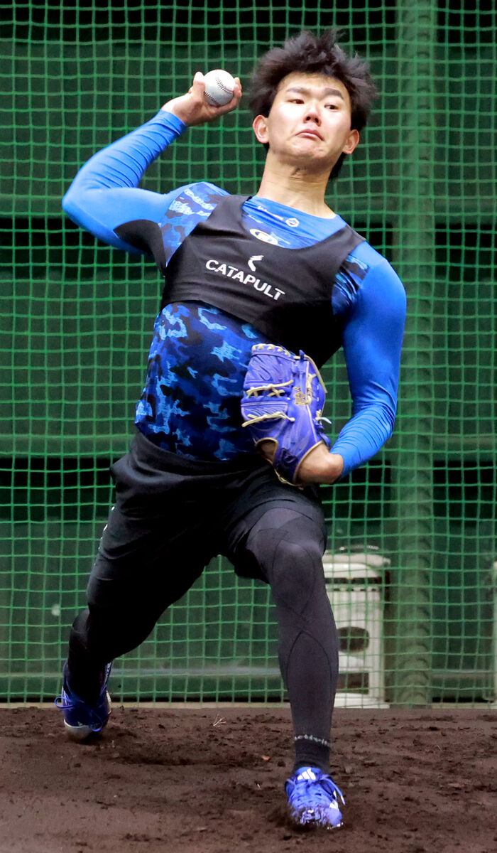 【日本ハム】ドラフト３位・浅利太門が最速１４８キロをマーク「今の時期にしてはいいのかな」…ドラ６・山城もブルペン入り