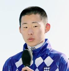 高杉吏麒騎手は首を負傷も自力で歩行　中京１Ｒで落馬し以降の全９鞍で乗り替わり