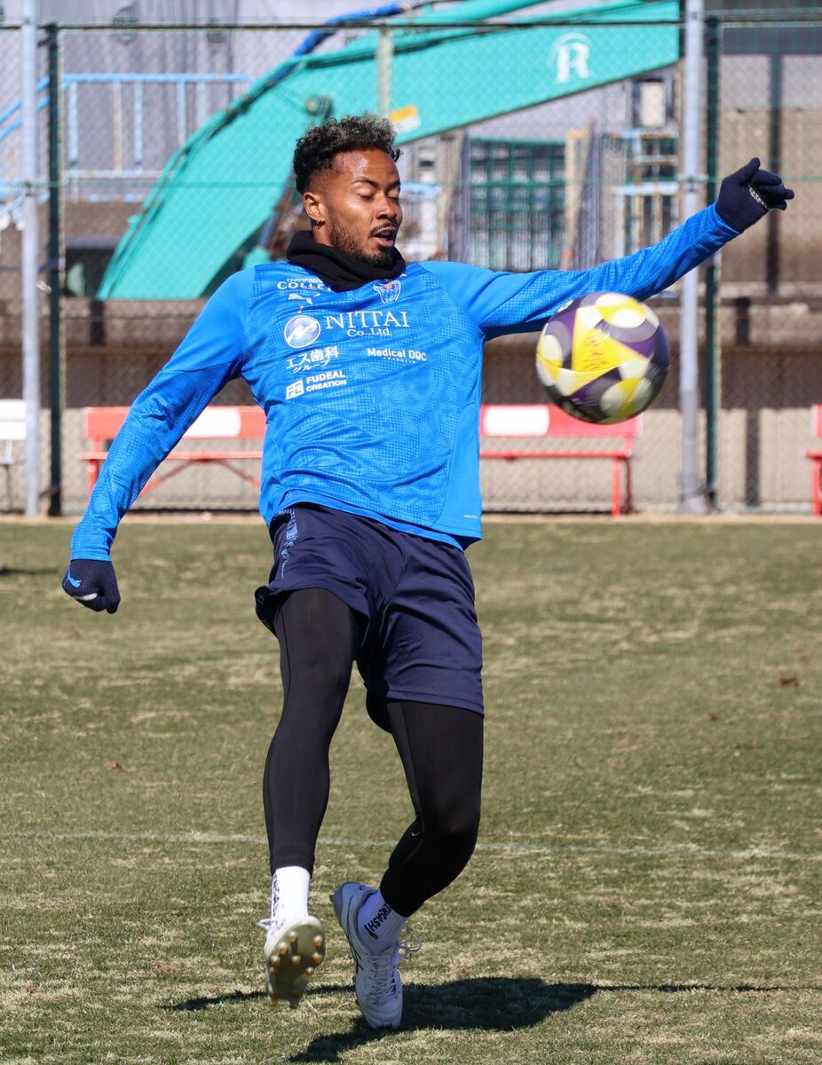 横浜ＦＣ　ＦＷ鈴木武蔵が３１歳の誕生日に「２桁ゴール」の誓い…体調管理にも変化