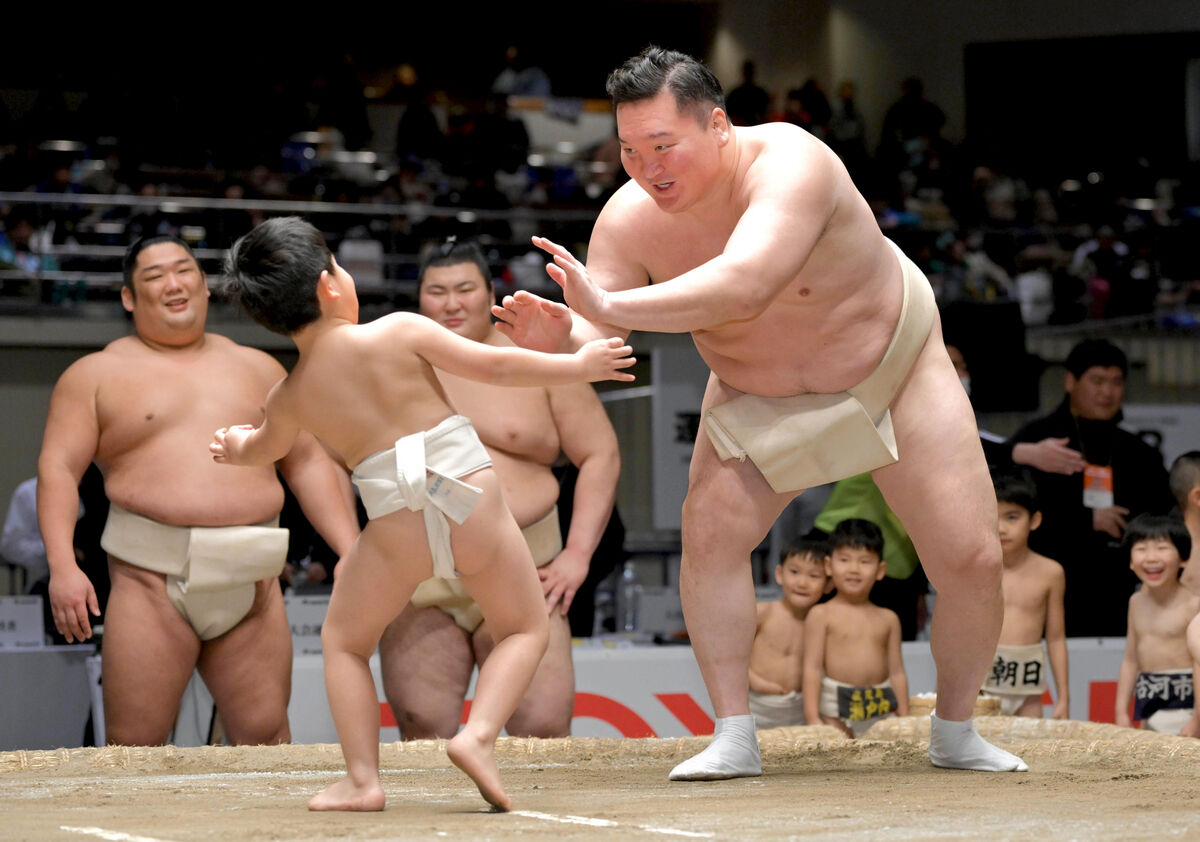 「夢舞台が少なくなっていく」宮城野親方が「白鵬杯」を続ける理由　１３か国１１４４人が熱戦