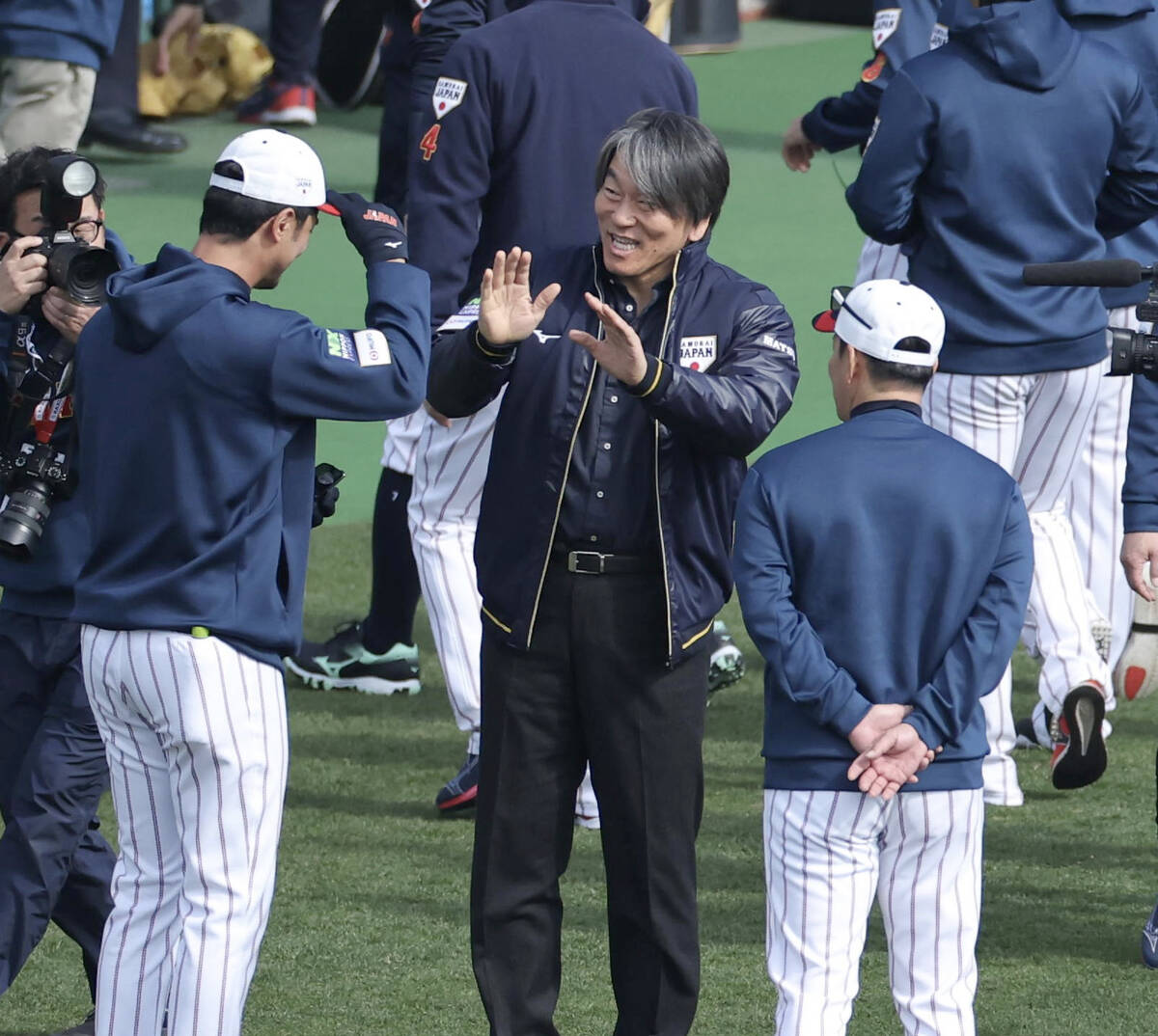 最強侍タッグ結成「打の松井秀喜、投のダルビッシュ有」ＭＬＢスターが侍ジャパン宮崎合宿で夢の共演　ガッチリ握手…ＷＢＣ連覇へ強力援軍