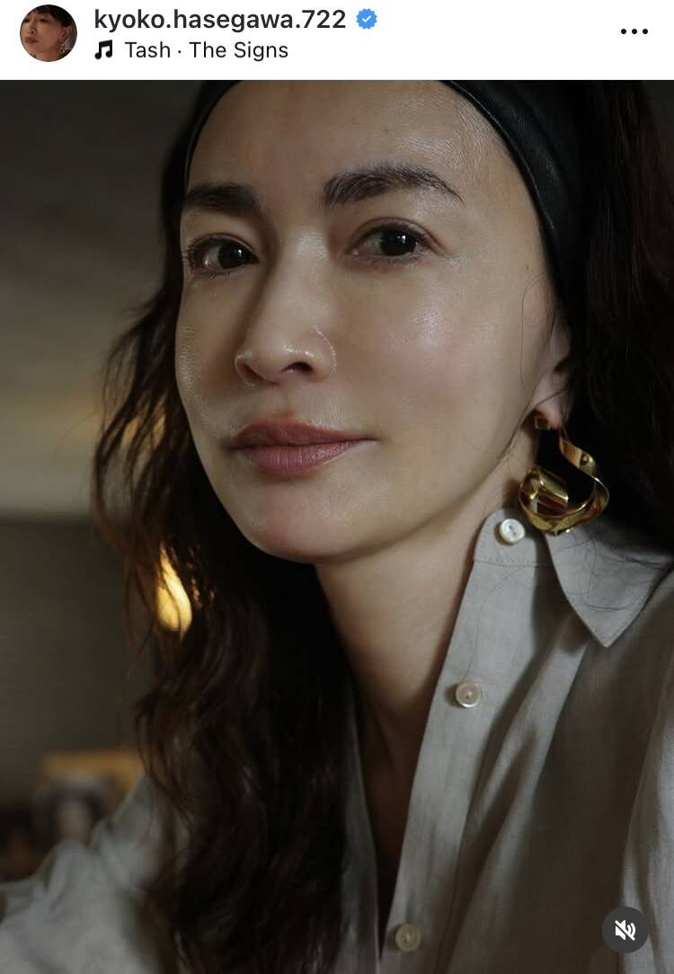 綺麗すぎる」47歳・長谷川京子のツヤツヤお肌 おでこ全開オール
