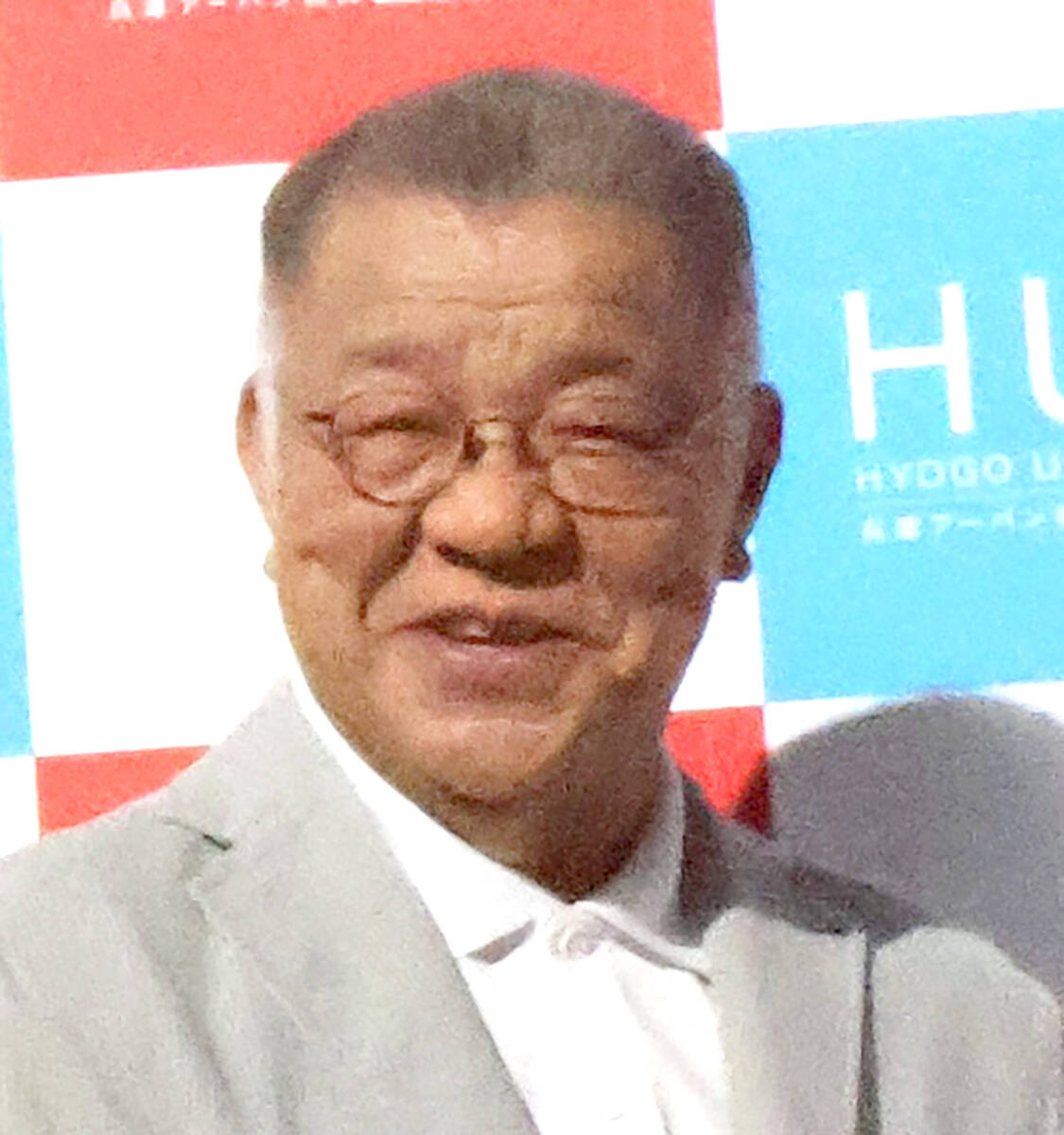 掛布雅之氏が「殿堂入り記念トートバッグ」の売り上げ一部を熊本地震の