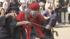 伝説の大道芸人ギリヤーク尼ヶ崎さん（94）病気と闘い魂の踊り「これからも精魂込めて踊っていきます」