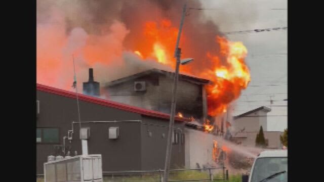 「建物が燃えている」…20日朝　旭川市の人気のレストランで火事　発生時店内は無人でけが人なし