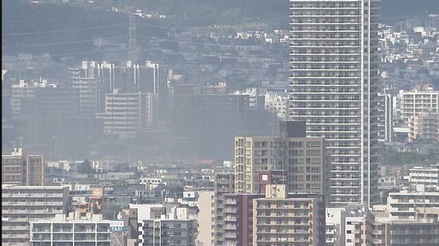 「バッテリーから火が出た」2階建て住宅を焼く火事　50代住人男性と20代の息子が病院へ　札幌・西区