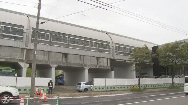 札幌市営地下鉄南北線で走行路面に亀裂　平岸駅と真駒内駅間で運転見合わせ続く　バスによる代替輸送も