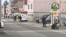 男逃走中　路上強盗に86歳女性バッグ奪われけがも　身長約170cm　黒色ジャンパーにズボン　札幌・豊平区