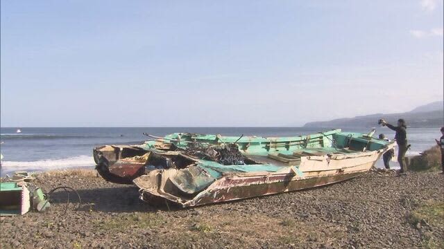 北海道　鹿部町で漁船転覆1人死亡　松前町では漁船漂流1人行方不明