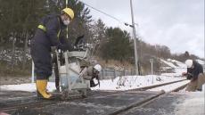 JR北海道　海沿いなど脱線現場と似た踏切39か所を緊急点検し異常がないことを確認　貨物列車脱線事故