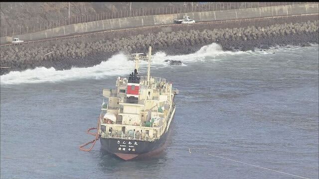 「大変ですよ」「ウニはもうピークですよ」地元漁師ら懸念　函館・恵山岬で座礁のタンカーから重油流出