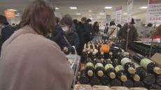 物価高騰で客殺到　札幌のデパートでお歳暮ギフトの解体品など「食品お買得セール」丸井今井札幌本店