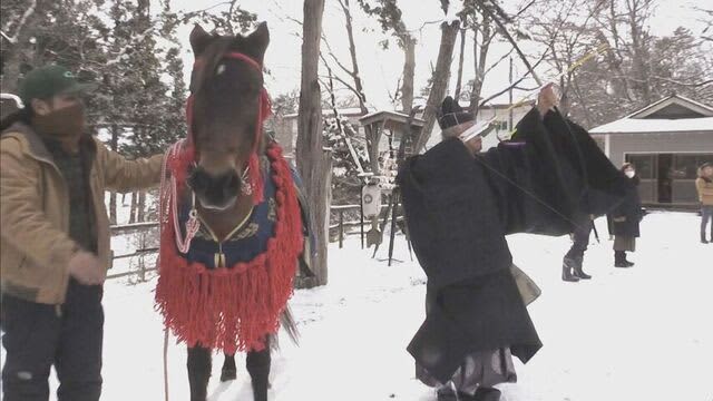 「これを機に連敗ストップしてくれたら」競走馬の無病息災など祈願する「初午祭」行われる　北海道・平取町