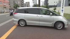 【続報】タクシー強盗容疑者を乗せた車　広島東署に入る