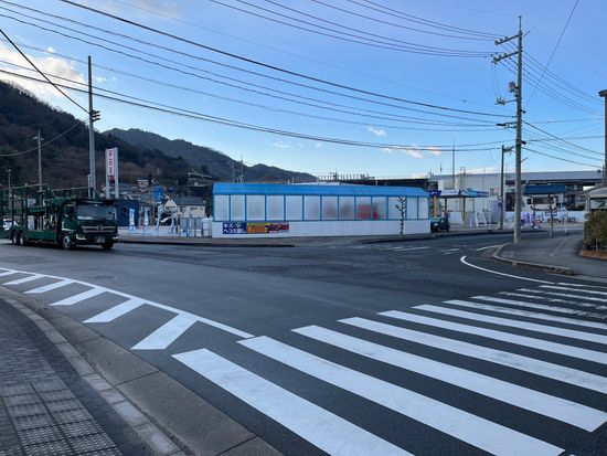 タクシー運転手を切りつけ料金踏み倒す　男は逃走中　広島県坂町