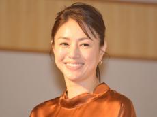 井川遥「またひとつ歳を重ねました」誕生日報告に反響「私の憧れ」「いつまでも素敵」