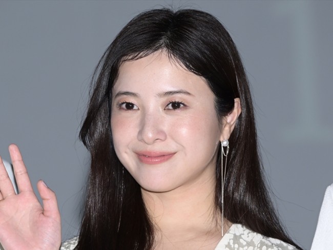 吉高由里子、“かわいったらありゃしない”女優との2ショットが話題「幸せな気分になれました」