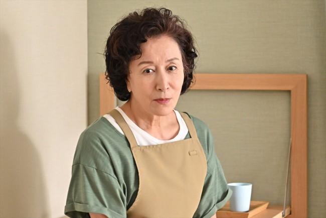 高畑淳子、『西園寺さんは家事をしない』に出演！　恐山のイタコだった家政婦役