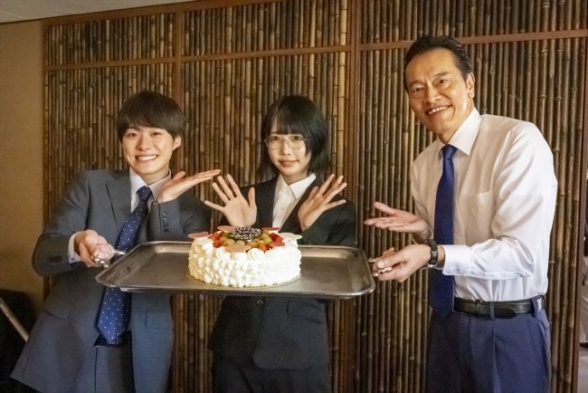 あの、遠藤憲一＆なにわ男子・大橋和也からの誕生日サプライズで独特な喜び！　『民王R』クランクイン