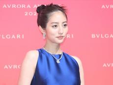 堀田茜、『となりのトトロ』メイ再現ショットに「かわいすぎ」「実写版」と絶賛の声