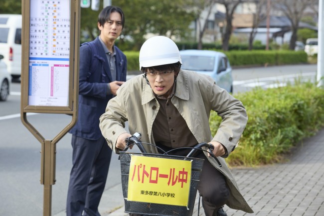 『放課後カルテ』“牧野”松下洸平、自転車で全力疾走　不器用さにネット悶絶 「ダサかわいい」「激メロ」