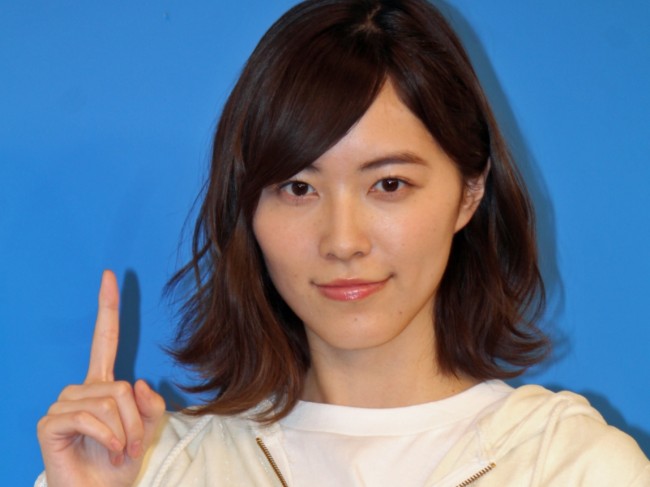 松井珠理奈、雰囲気一変のハイトーンヘアに反響「あまりの美しさに衝撃」「可愛すぎる」