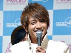 西島隆弘、AAAを脱退 喉の治療に専念｜Infoseekニュース