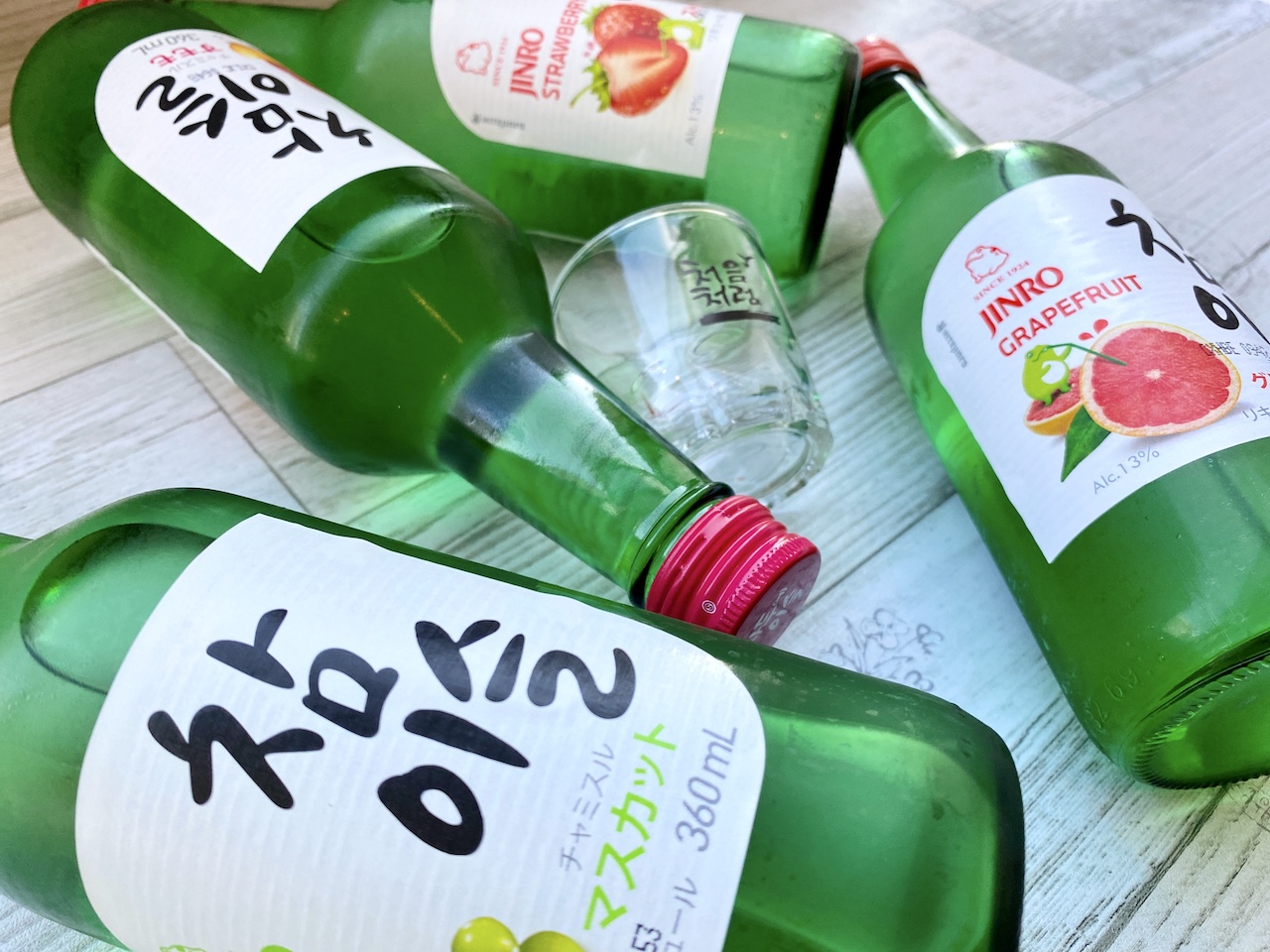 韓国ドラマでよく見る緑の瓶「チャミスル」ってどんな味？全種類を飲み比べてみた！