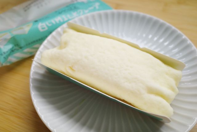 【ローソン新商品ルポ】リッチな北海道産生クリームがぎっしり！「Uchi Café×生クリーム専門店Milk　白いMILKクレープ」