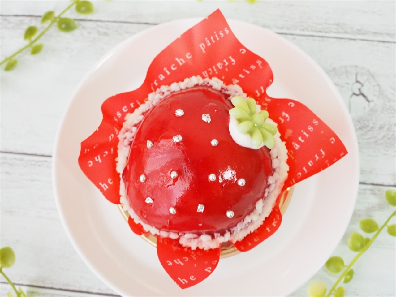 【シャトレーゼ実食ルポ】ため息レベルの可愛さ！「まんまる苺ケーキ」