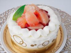 【シャトレーゼ】8月限定ケーキ「山梨県産白桃のデコレーション」を実食！