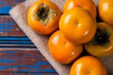 柿の栄養や簡単なむき方は？冷凍保存や柿ジャムのレシピも【専門家監修】